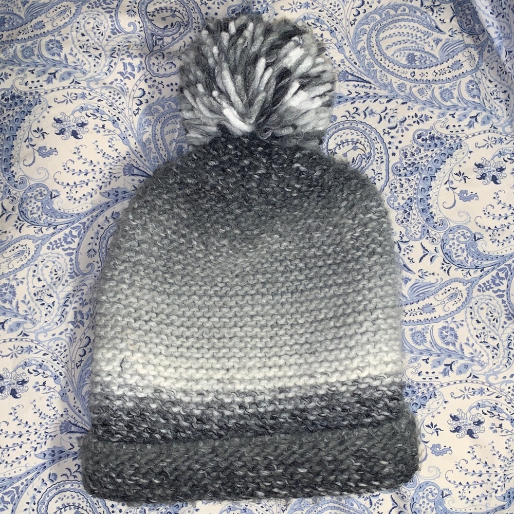 Grey Ombré Pom Pom Hat